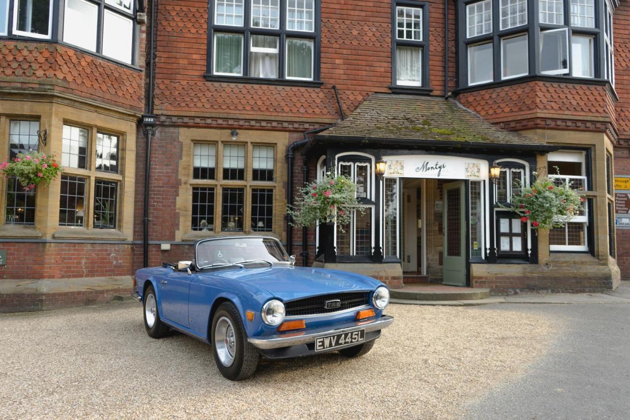 The Montagu Arms Hotel Beaulieu Exterior photo